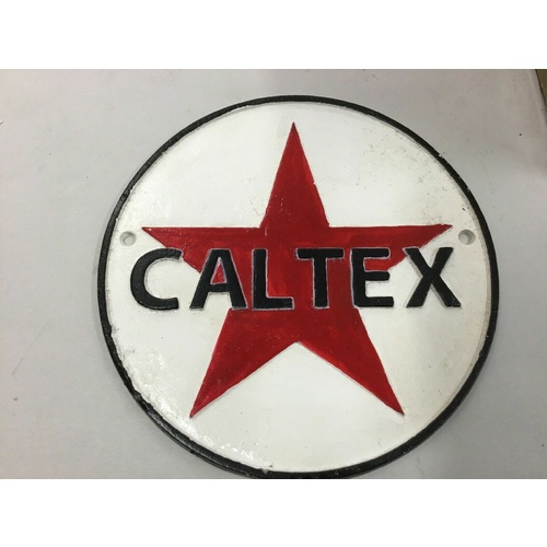 CALTEX ROUND STAR MOTOR OIL CAST IRON SIGN VINTAGE LOOKS OLD BADGE SIGNS