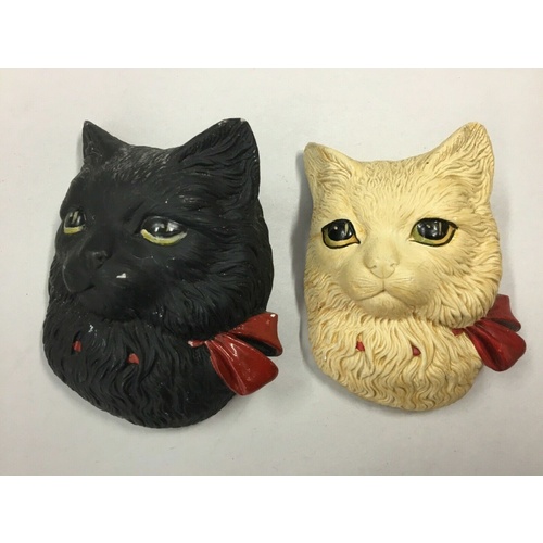 2x BOSSONS HEADS CATS CAT PAIR WALL PLAQUE BLACK CREAM